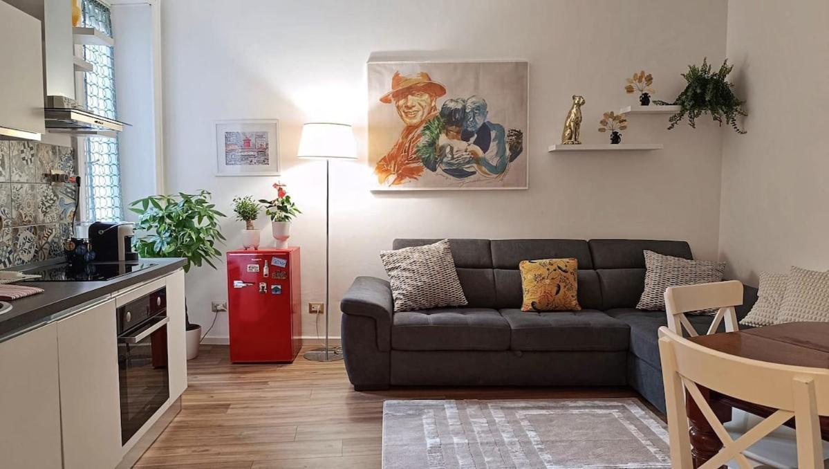 Apartment * Rom