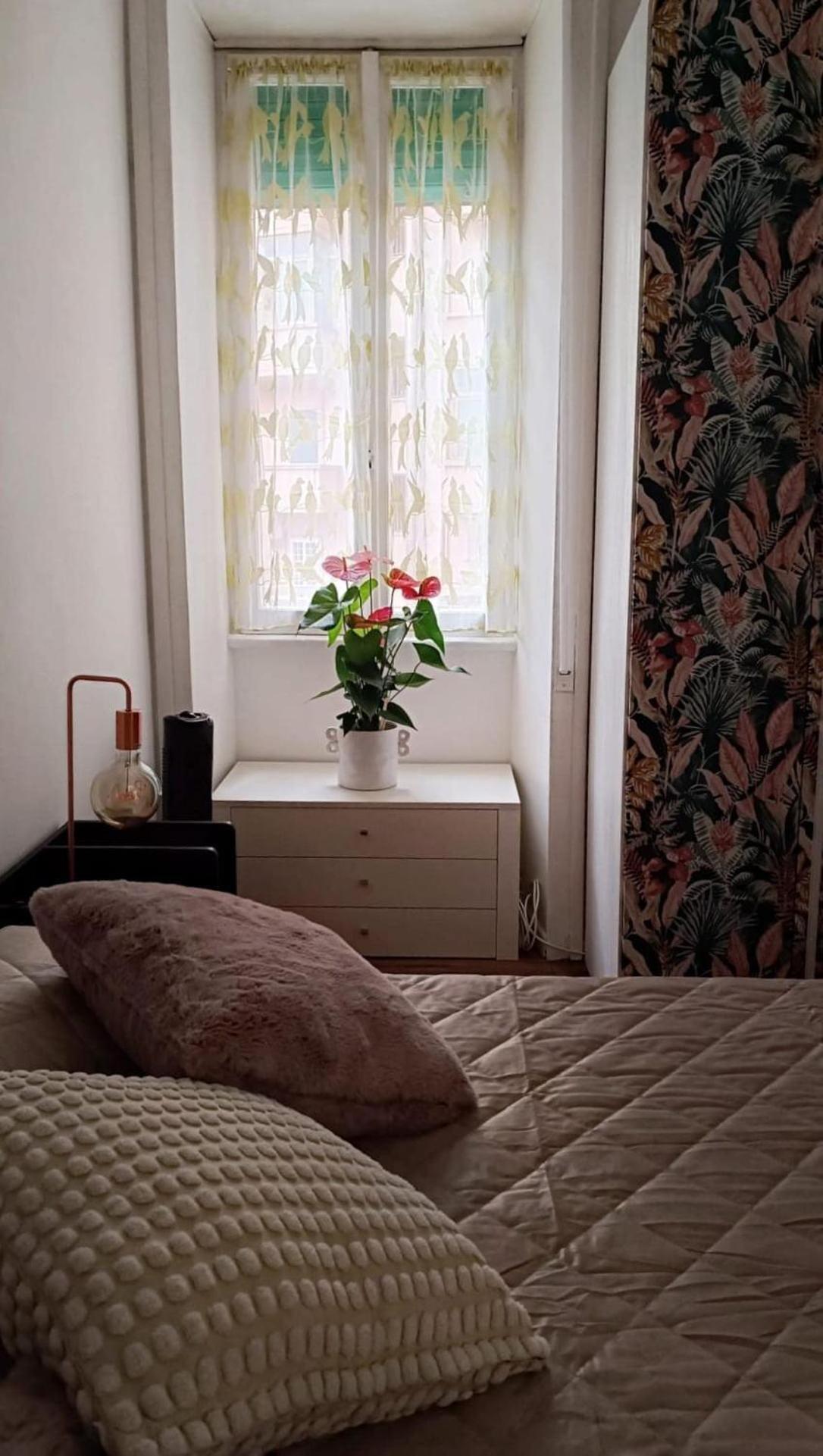Apartment *